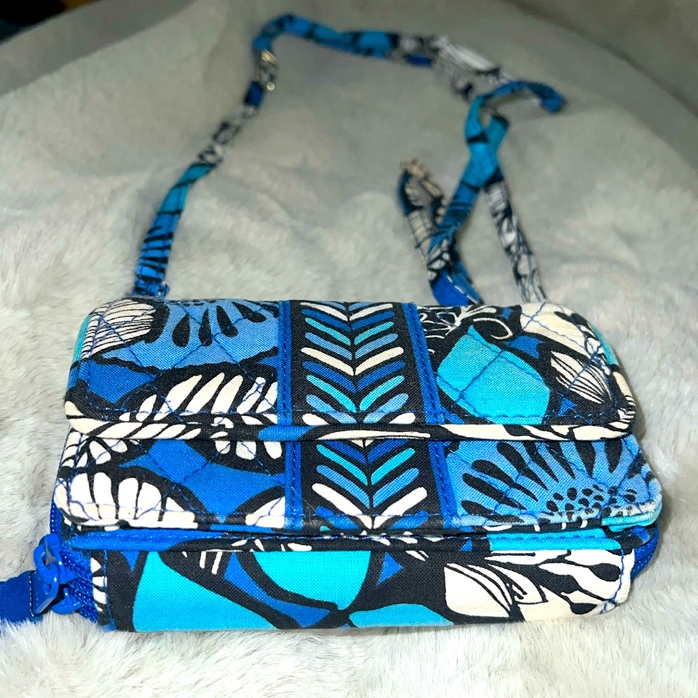 Vera Bradley crossbody credit card wallet